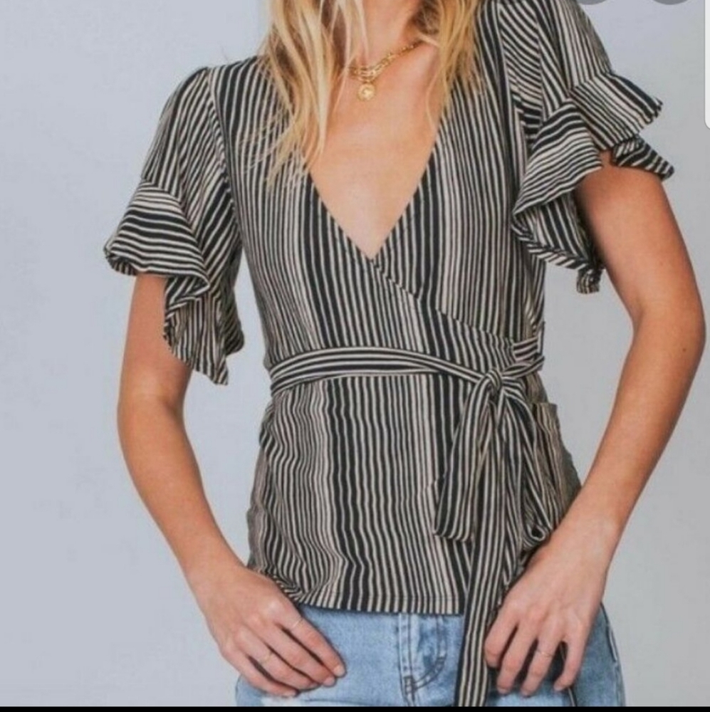 ***SOLD***Free People Wrapped Around My Finger Top